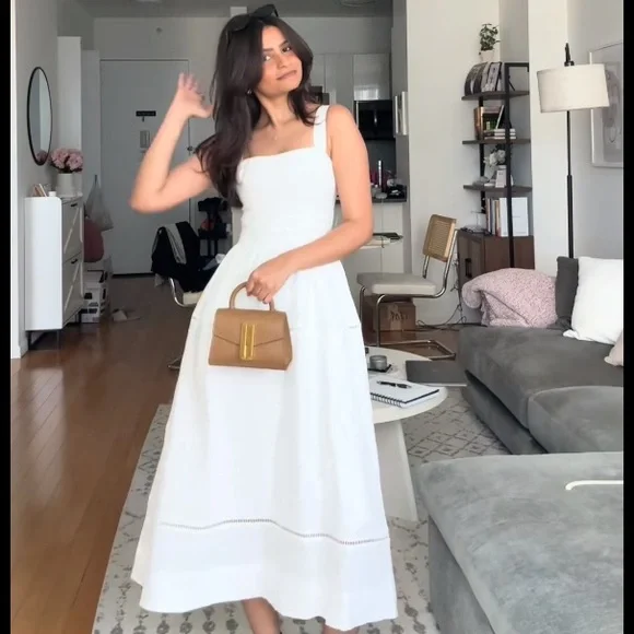 Reformation Everett Linen Dress in White - Picture 5 of 10